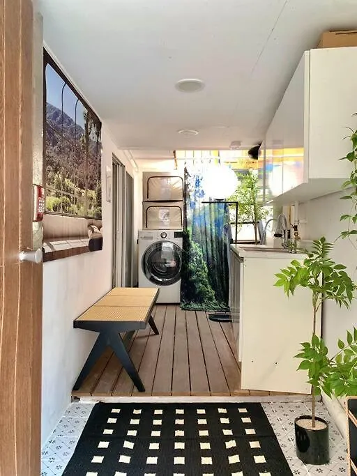 Villa A Sensual Hanok-Style Detached House In The City Center Seoul South Korea